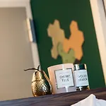 Linden Hotel